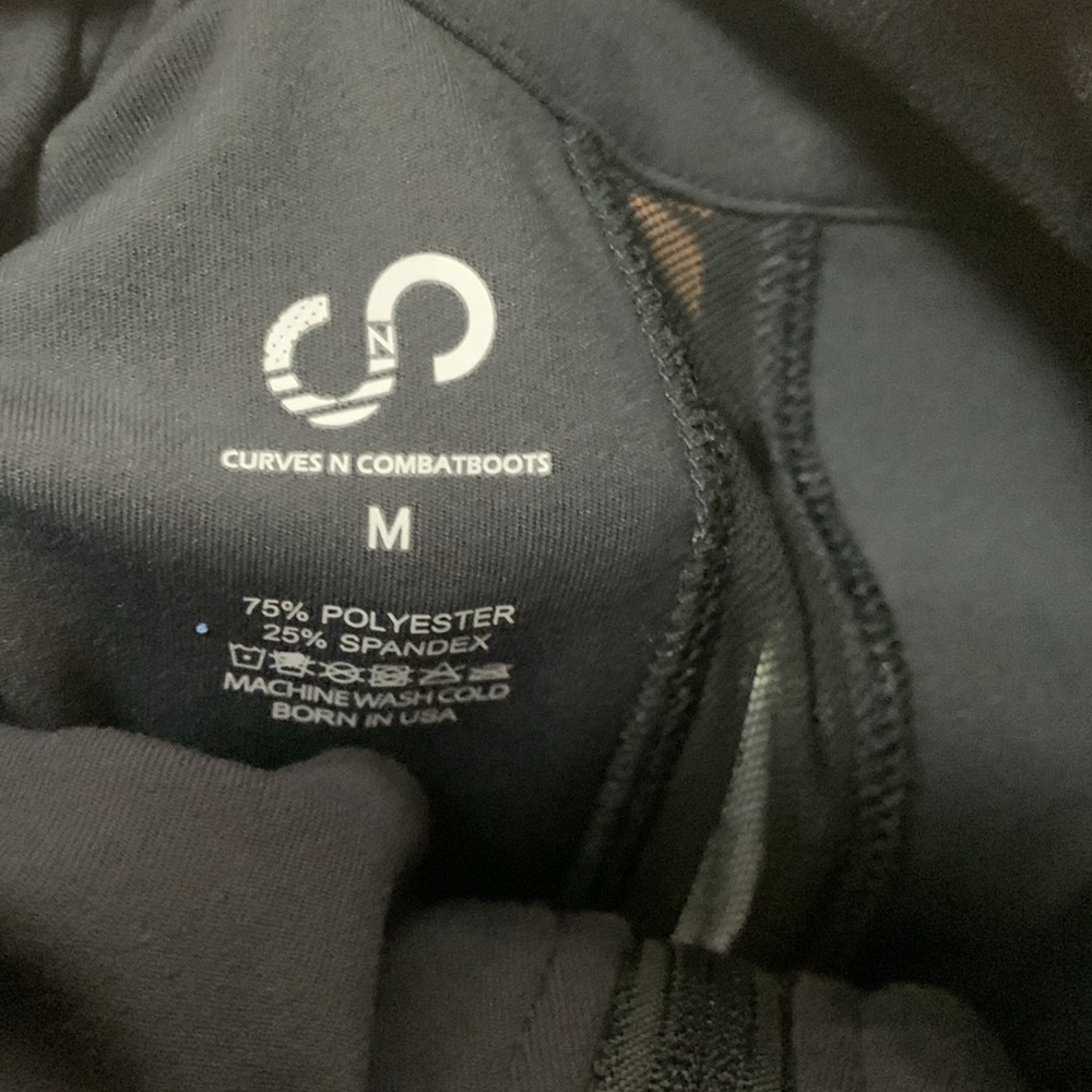Curves N CombatBoots Black Jacket Size M New in Bag - Picture 11 of 13